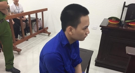 Dùng clip tống tình người yêu cũ lĩnh 15 năm tù